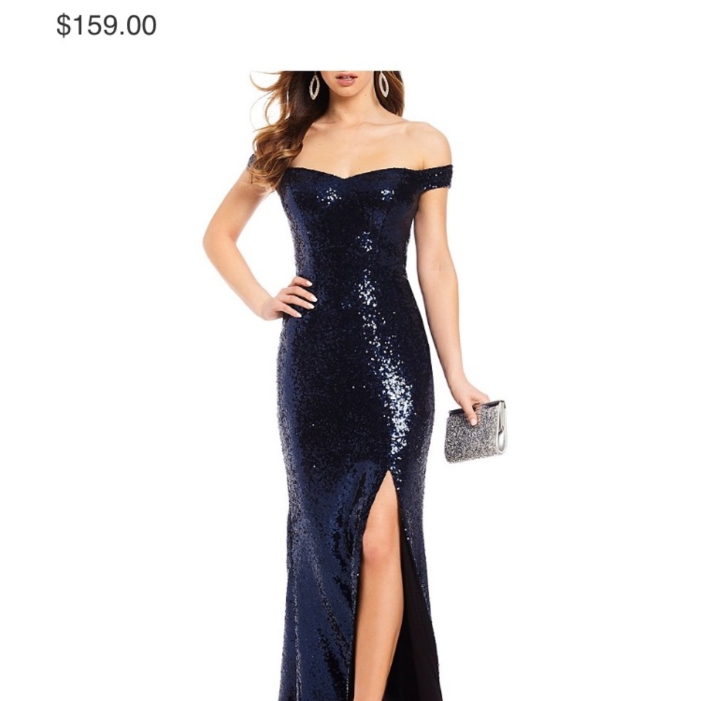 Super cute rose gold prom dress!